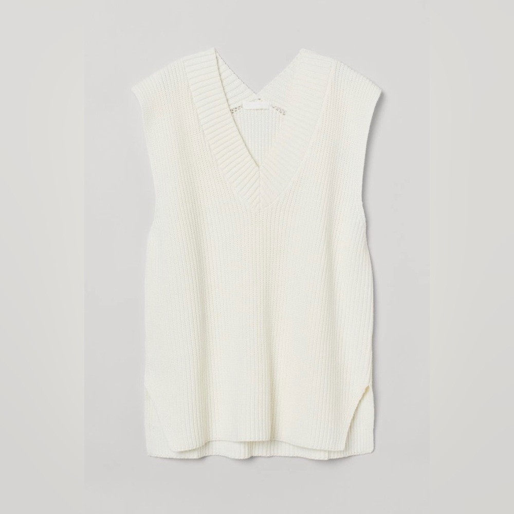 H&M Ribbed Knit Sweater Vest